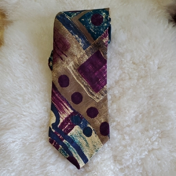 Oscar de la Renta Purple and Gold Artistic Tie - Picture 4 of 4